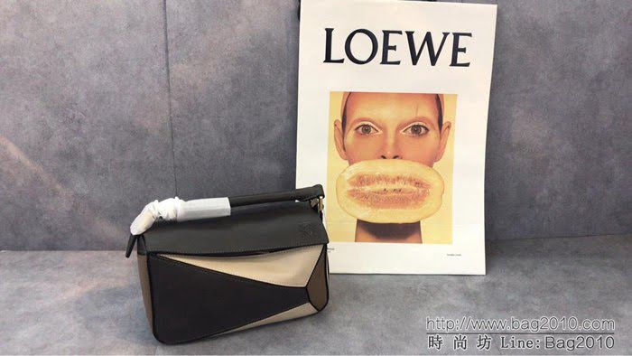 LOEWE羅意威 原單品質 特殊管道貨源 Puzzle手袋 對版顏色拼接 可單肩斜挎  jdl1231